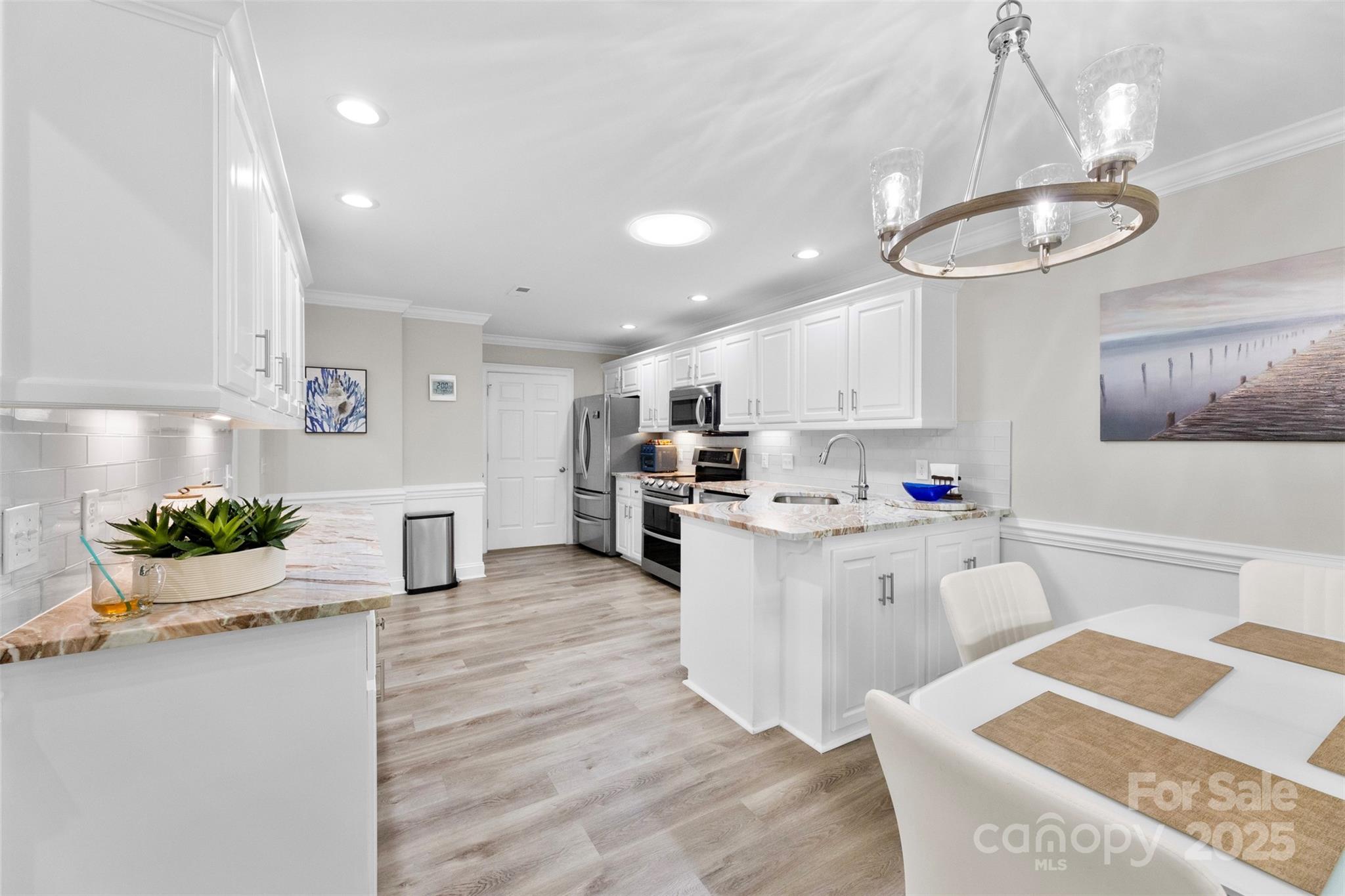 512 Scarboro Lane