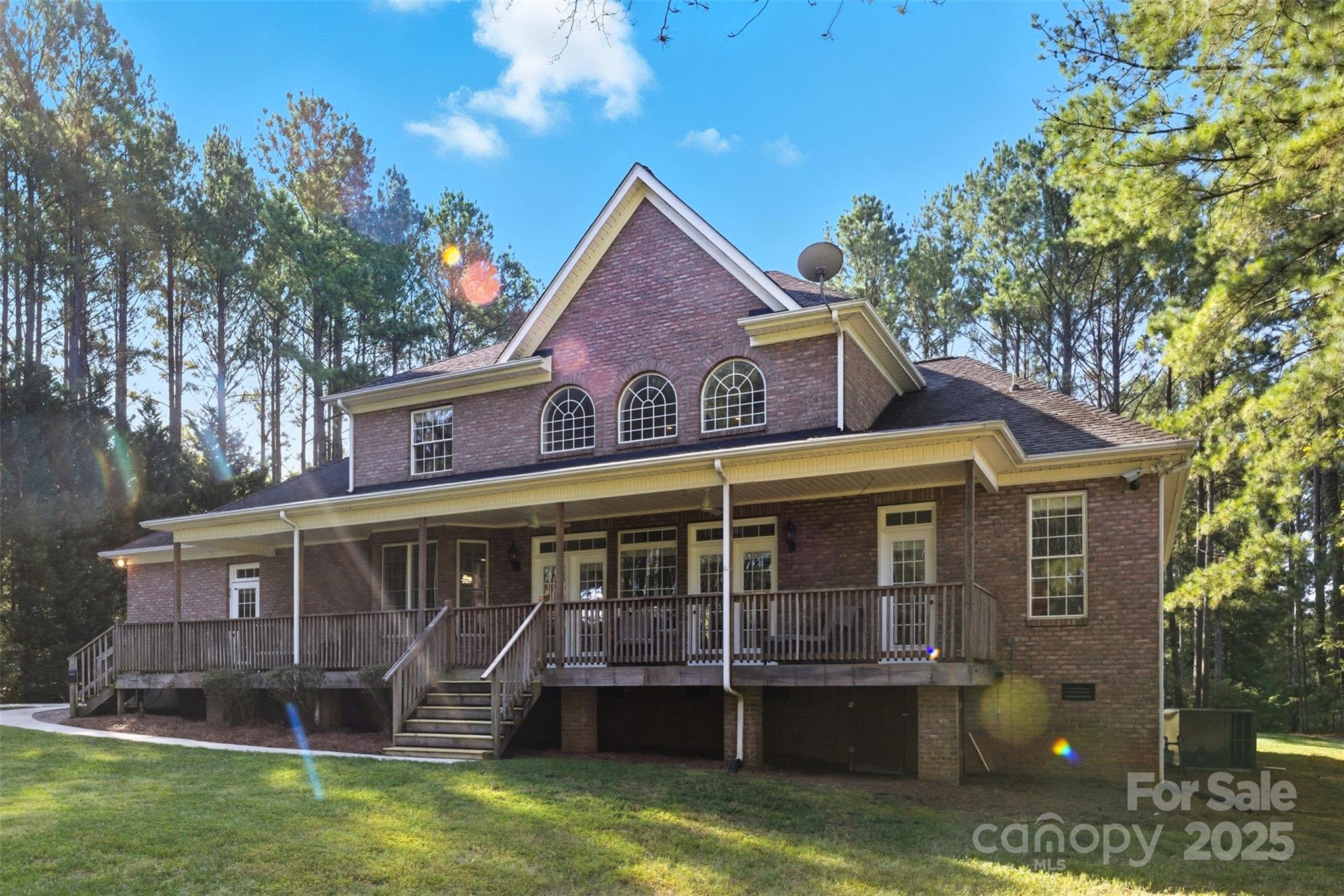 807 Land Grant Court
