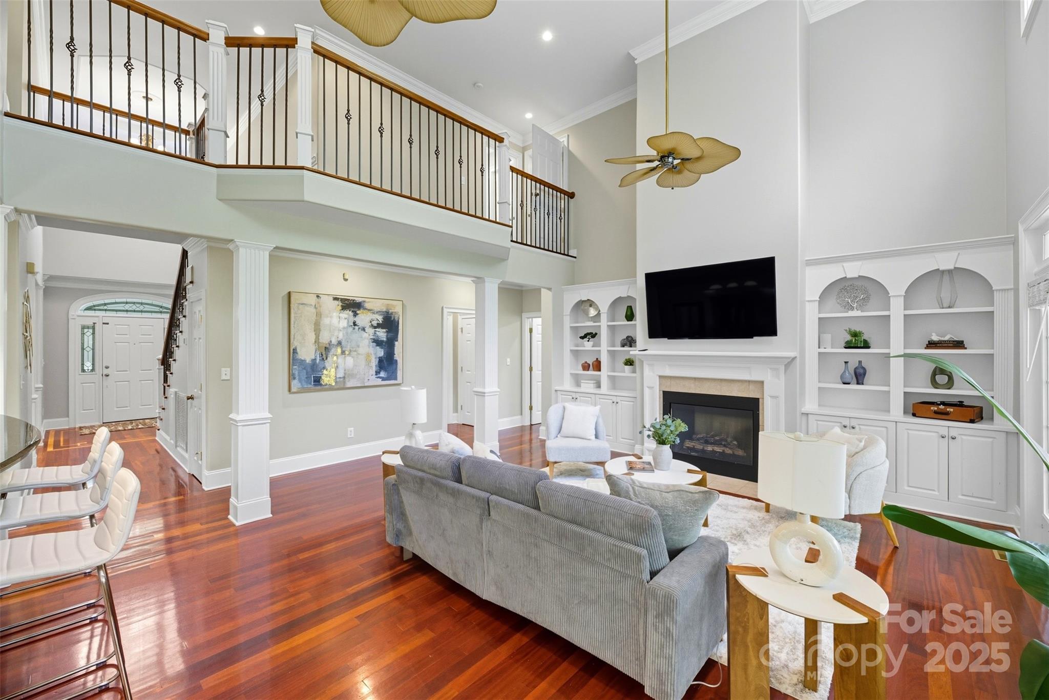 807 Land Grant Court