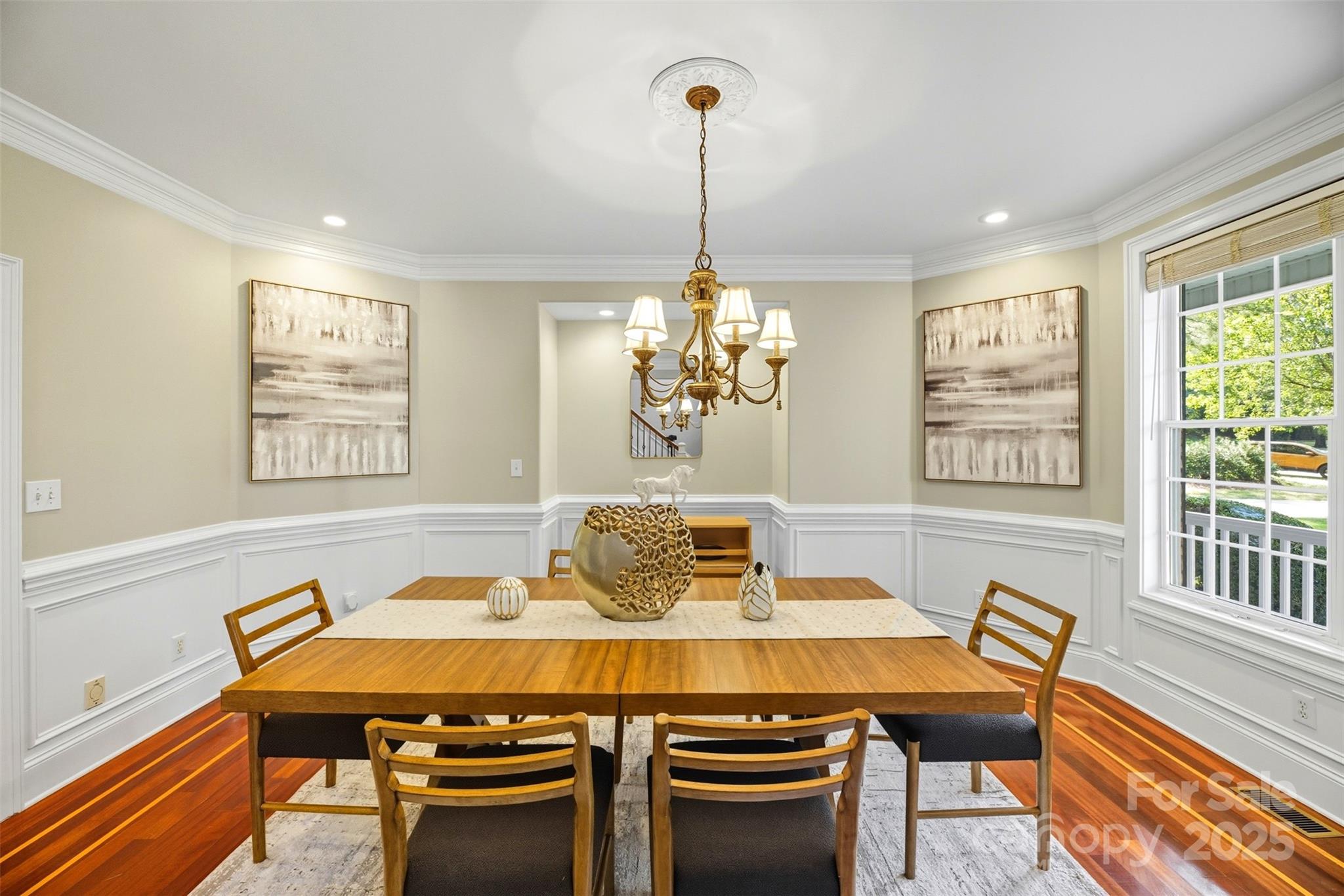 807 Land Grant Court