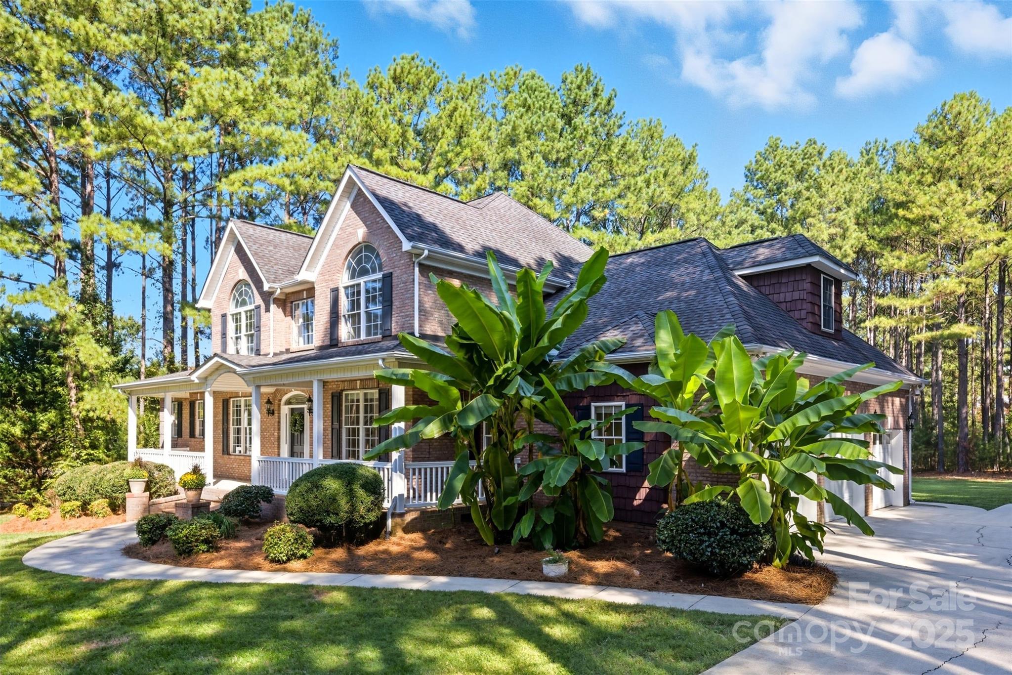 807 Land Grant Court