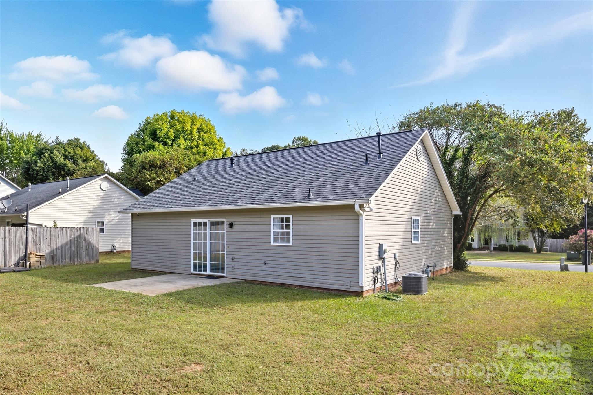 2290 Kestrel Drive