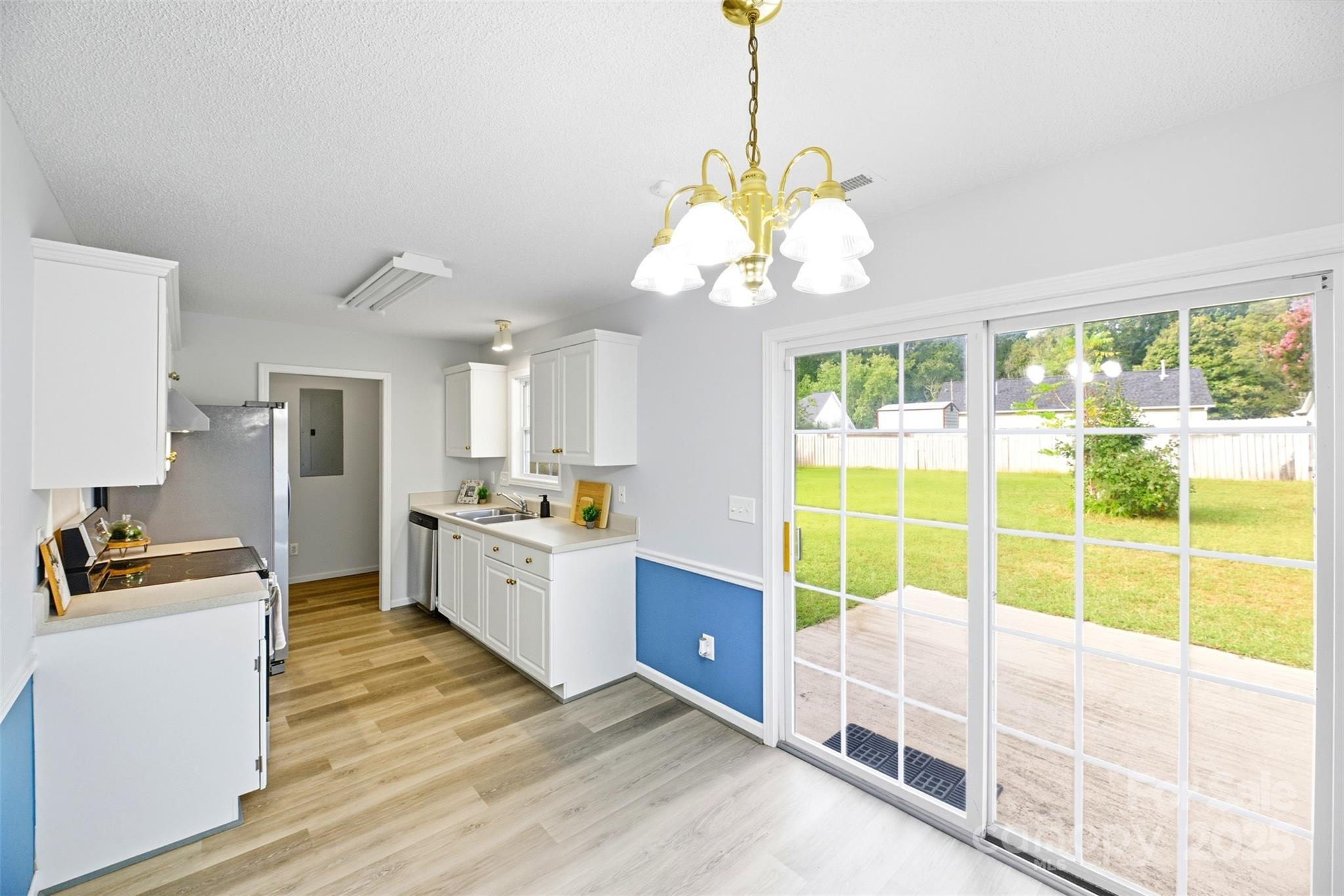 2290 Kestrel Drive