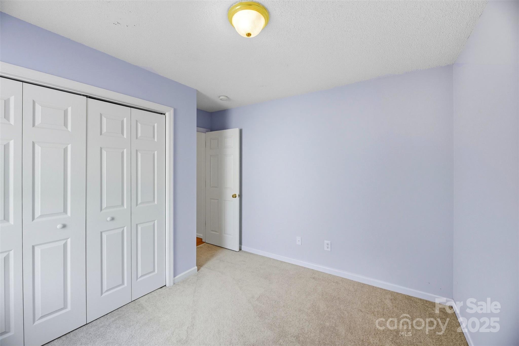 2290 Kestrel Drive
