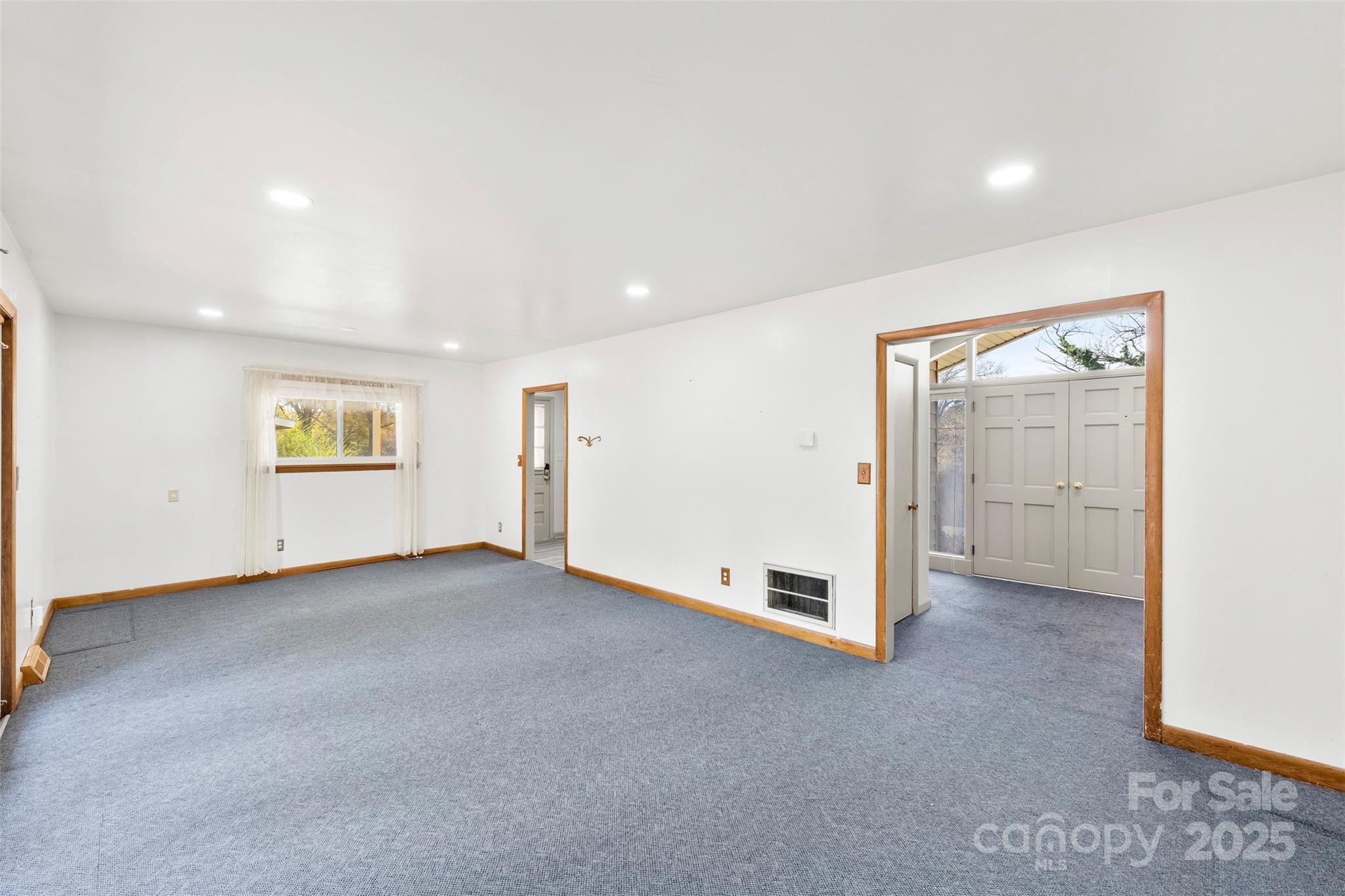 1518 Lynhurst Drive