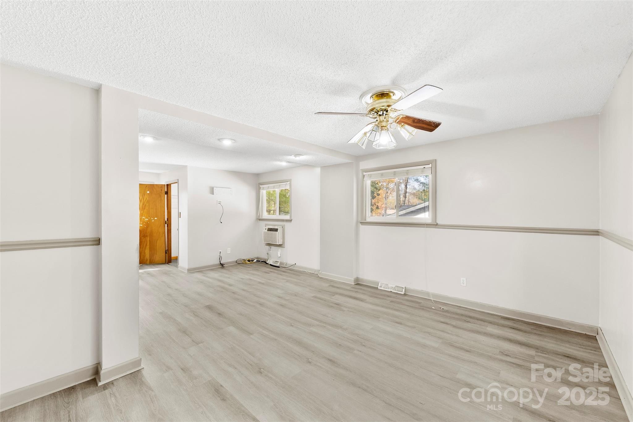 1518 Lynhurst Drive