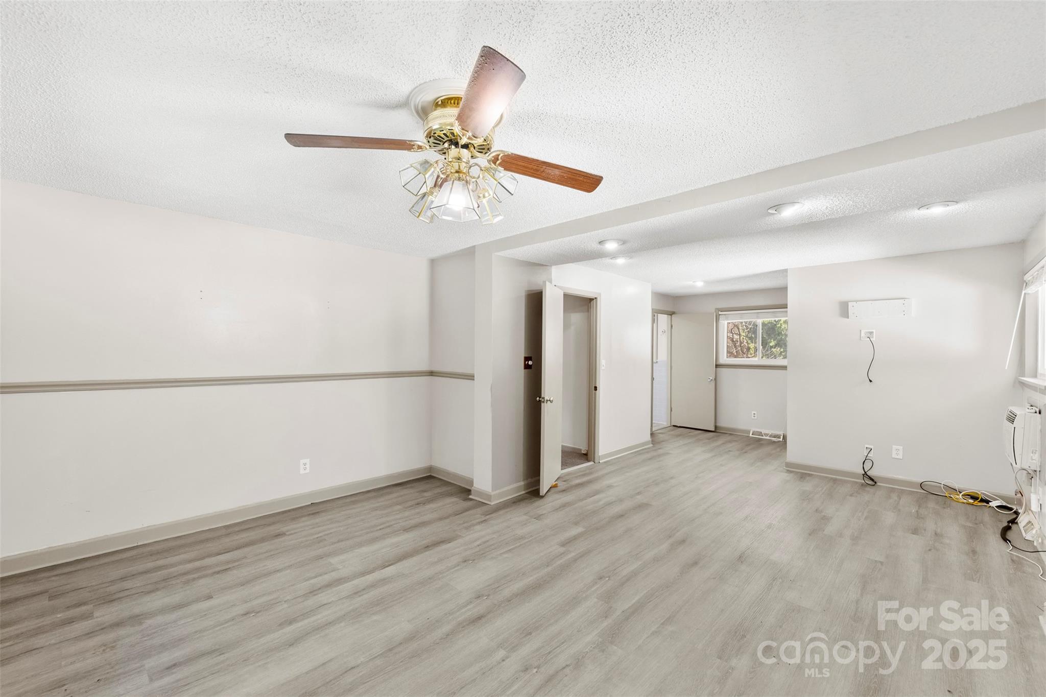 1518 Lynhurst Drive