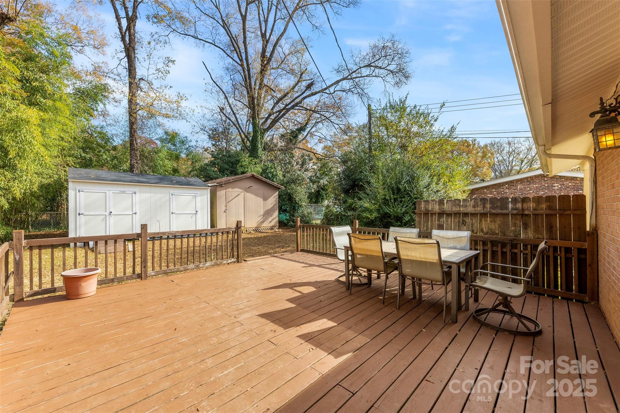 1518 Lynhurst Drive