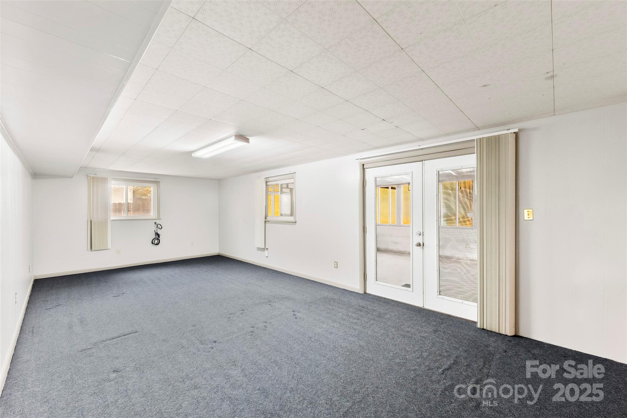 1518 Lynhurst Drive