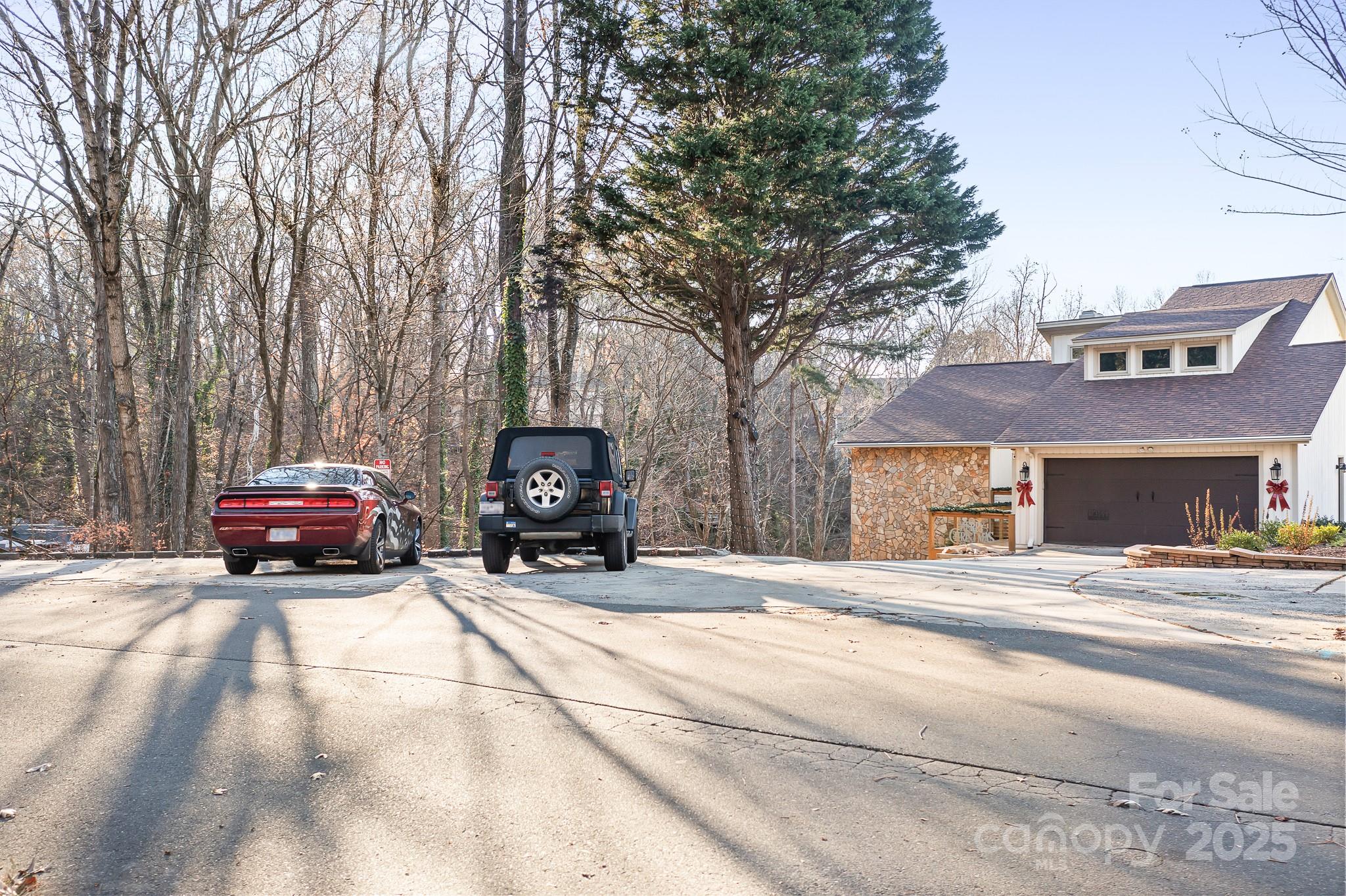 9044 Spanish Wells Court