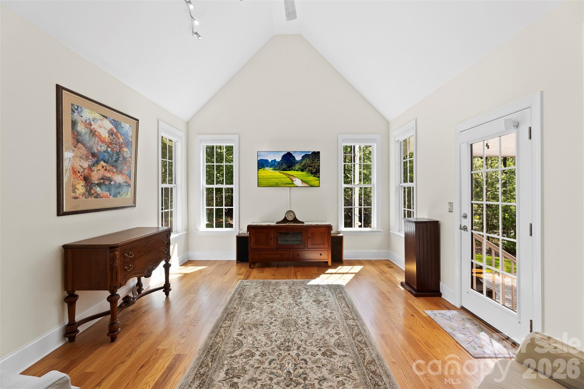 6296 Chimney Bluff Road