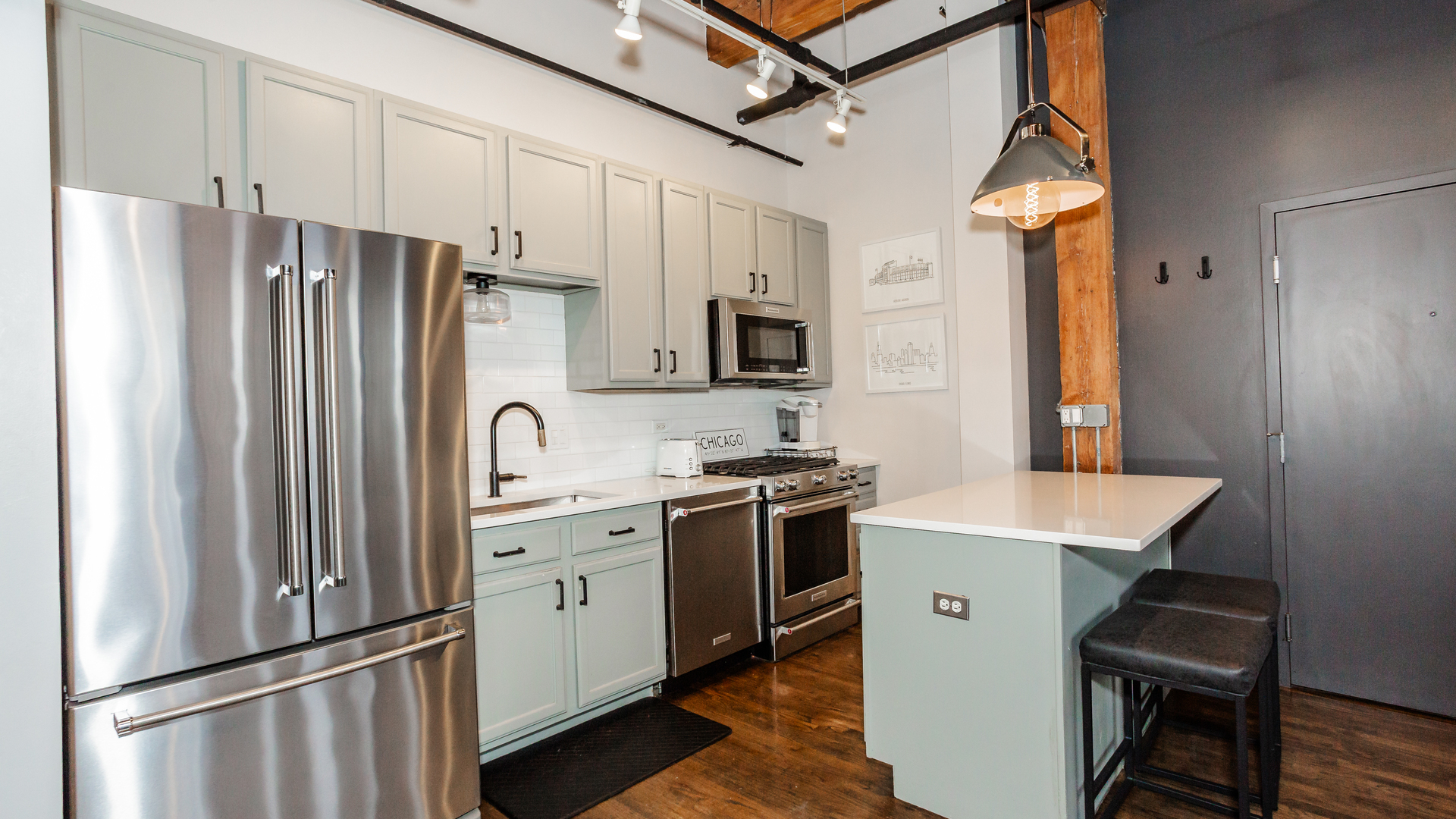 1500 W Monroe Street Unit: 620