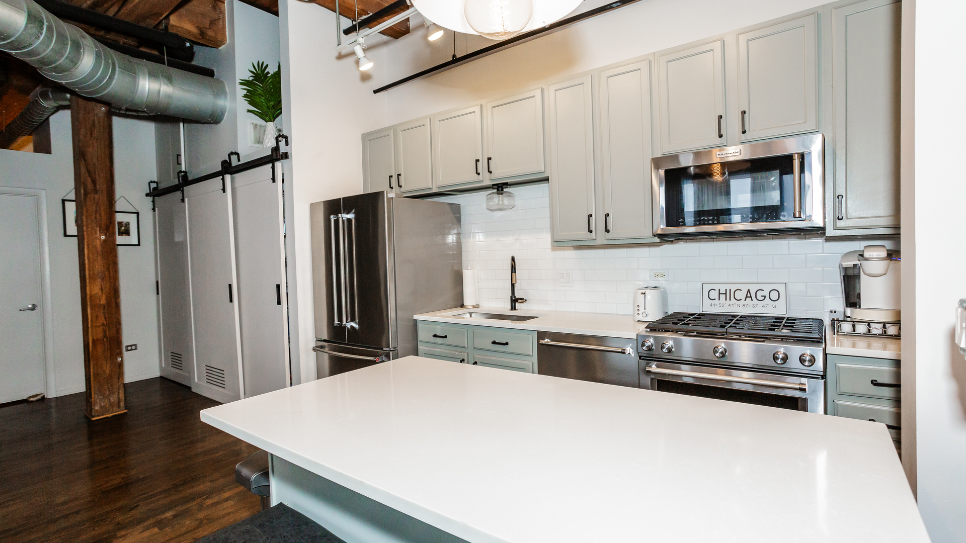 1500 W Monroe Street Unit: 620
