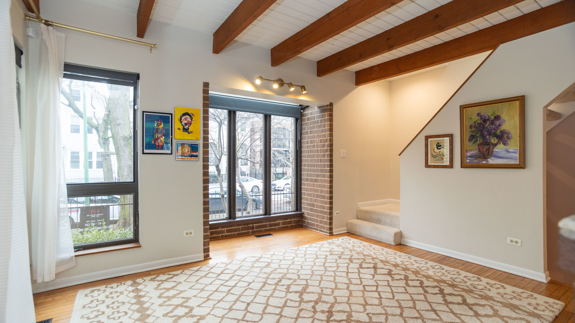 2646 N WAYNE Avenue Unit: A