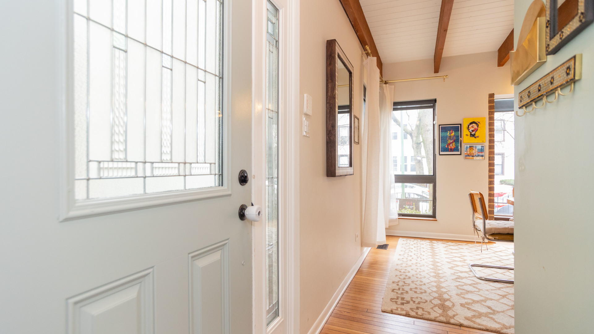 2646 N WAYNE Avenue Unit: A