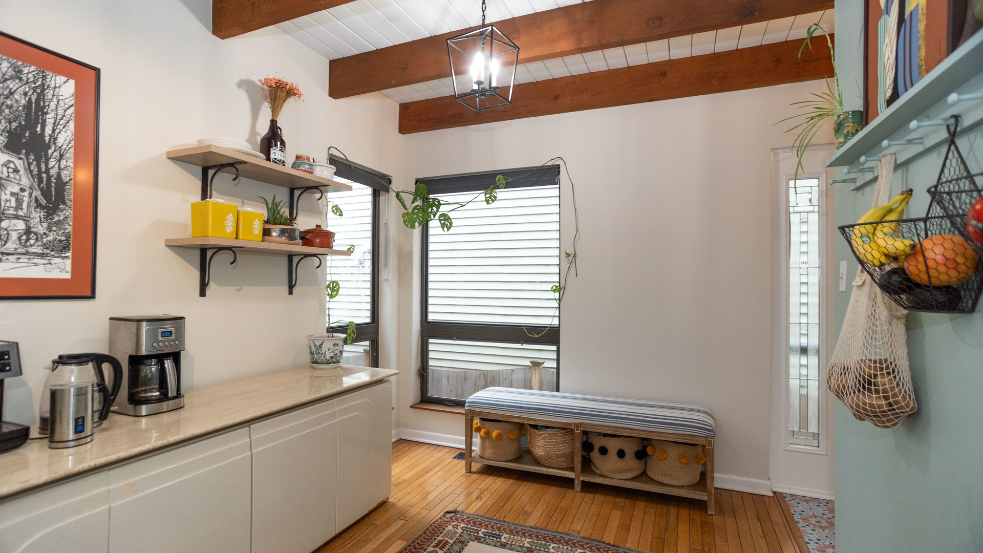 2646 N WAYNE Avenue Unit: A