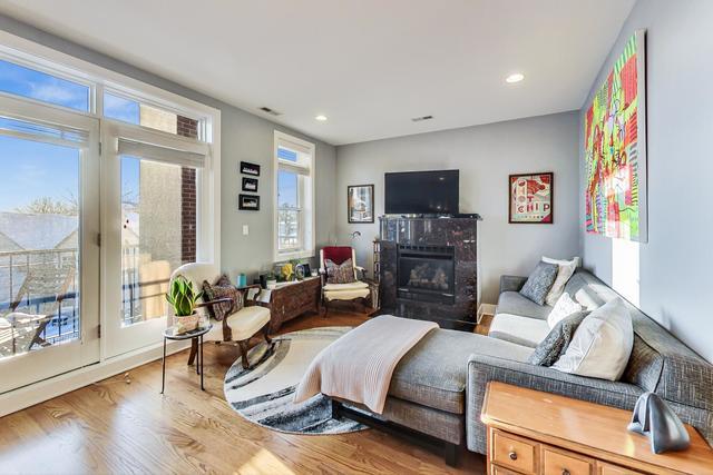 3715 N Elston Avenue Unit: 3