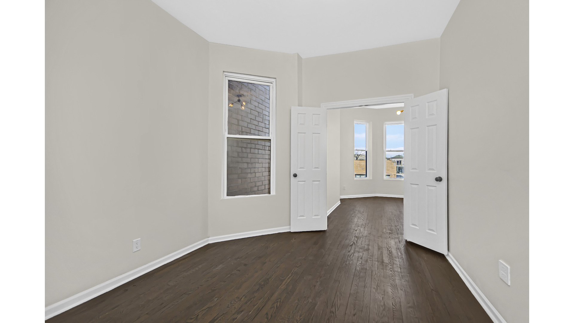 1337 N Western Avenue Unit: 3