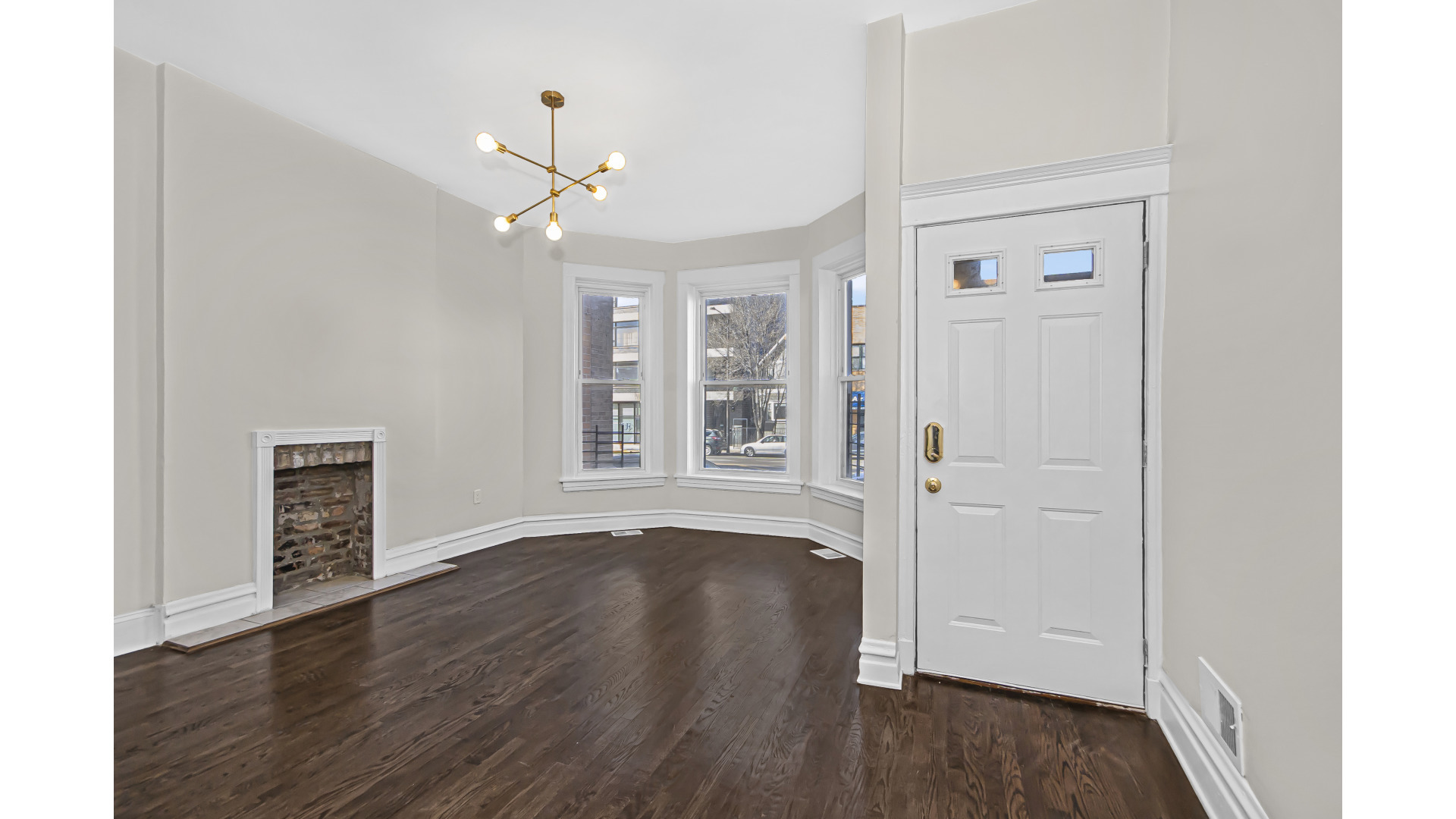 1337 N Western Avenue Unit: 3