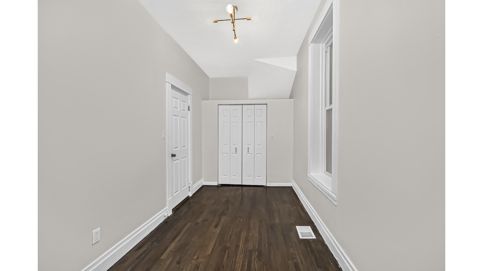 1337 N Western Avenue Unit: 3