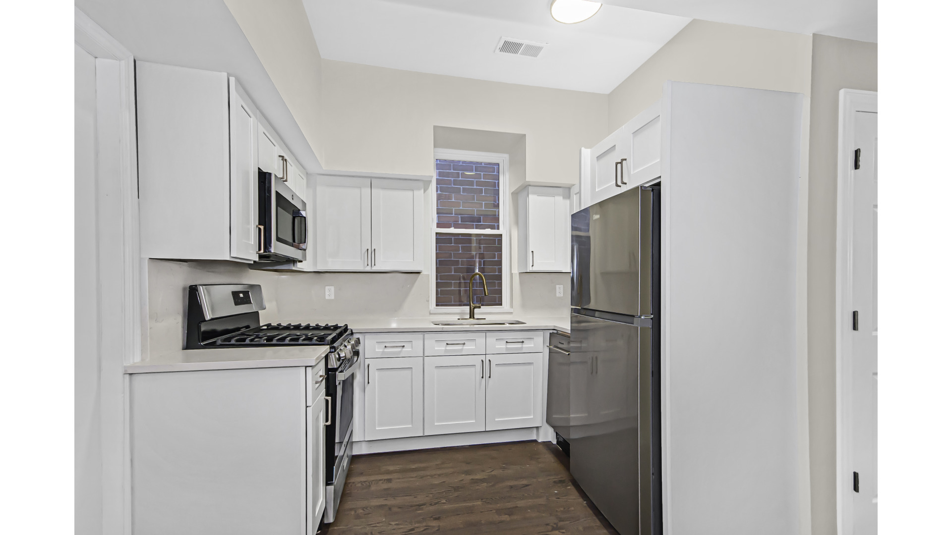 1337 N Western Avenue Unit: 3