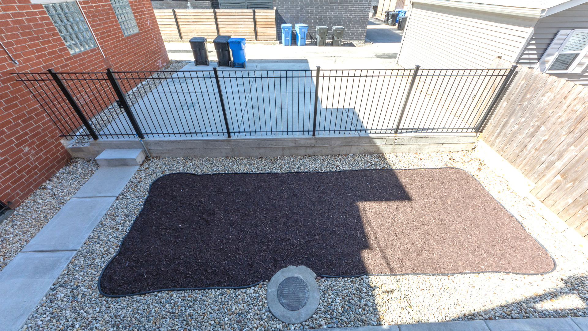 2036 N Hoyne Avenue Unit: 3
