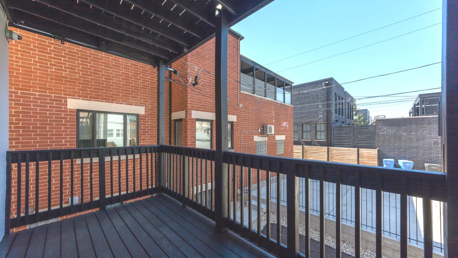 2036 N Hoyne Avenue Unit: 3