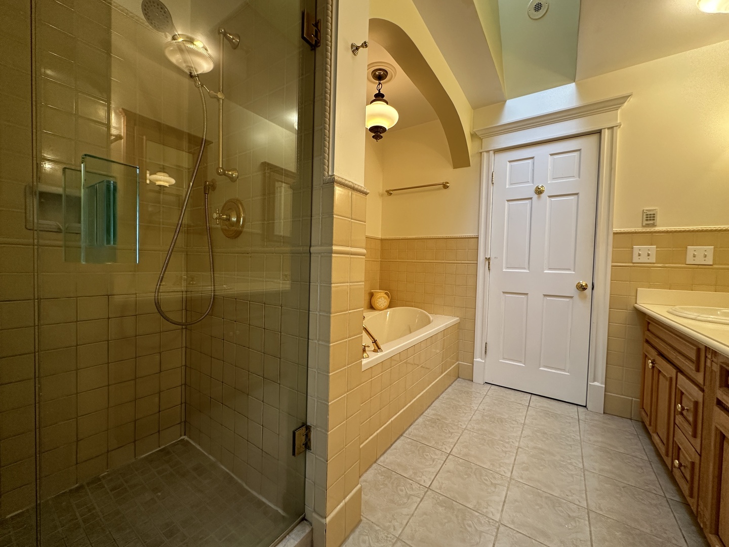 4024 W Waveland Avenue