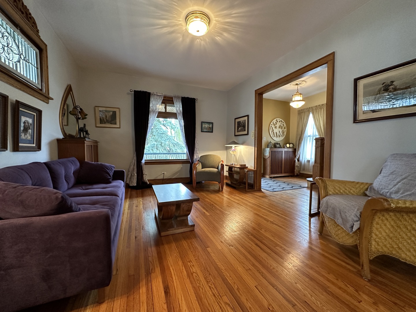 4024 W Waveland Avenue