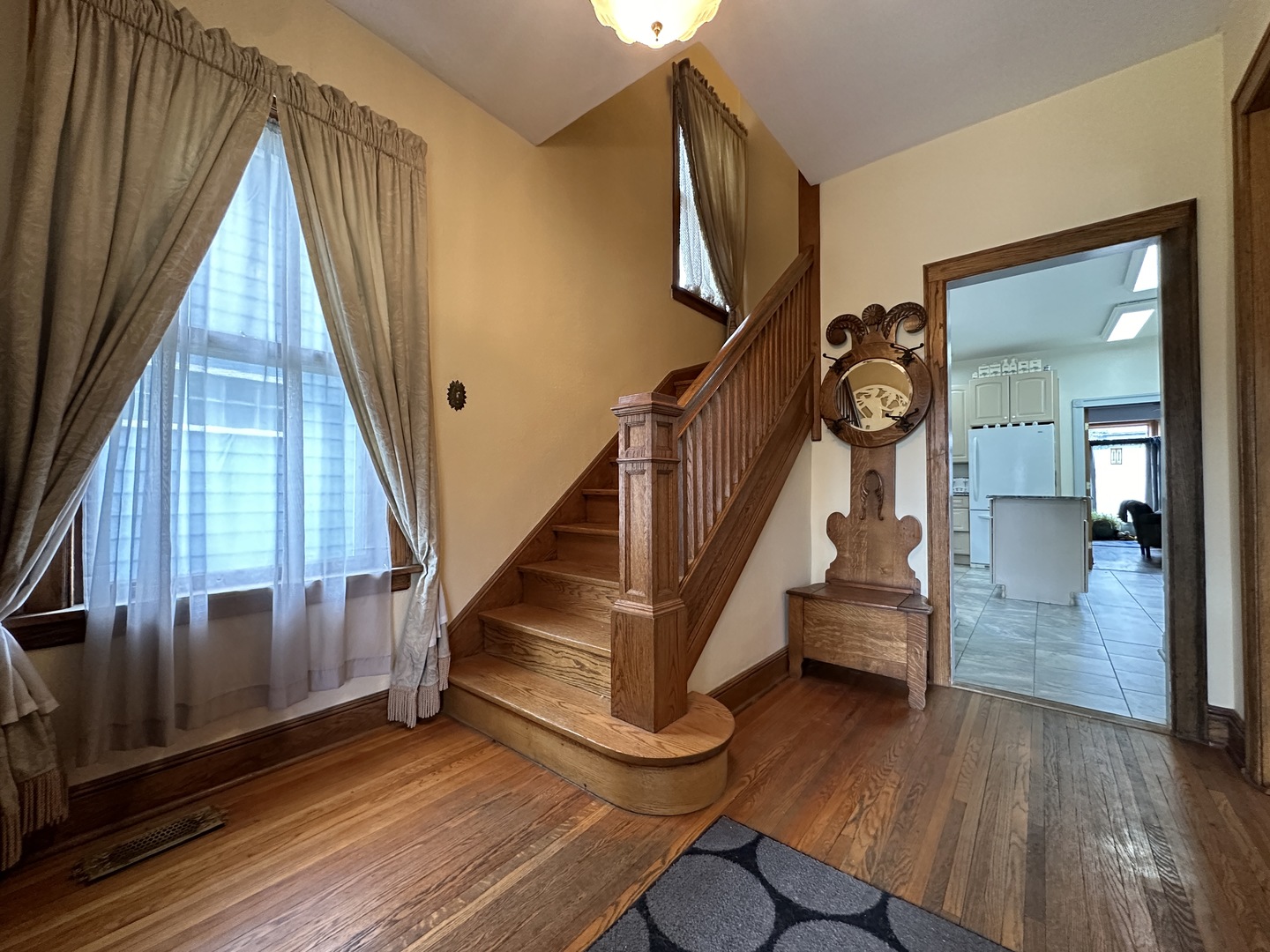 4024 W Waveland Avenue