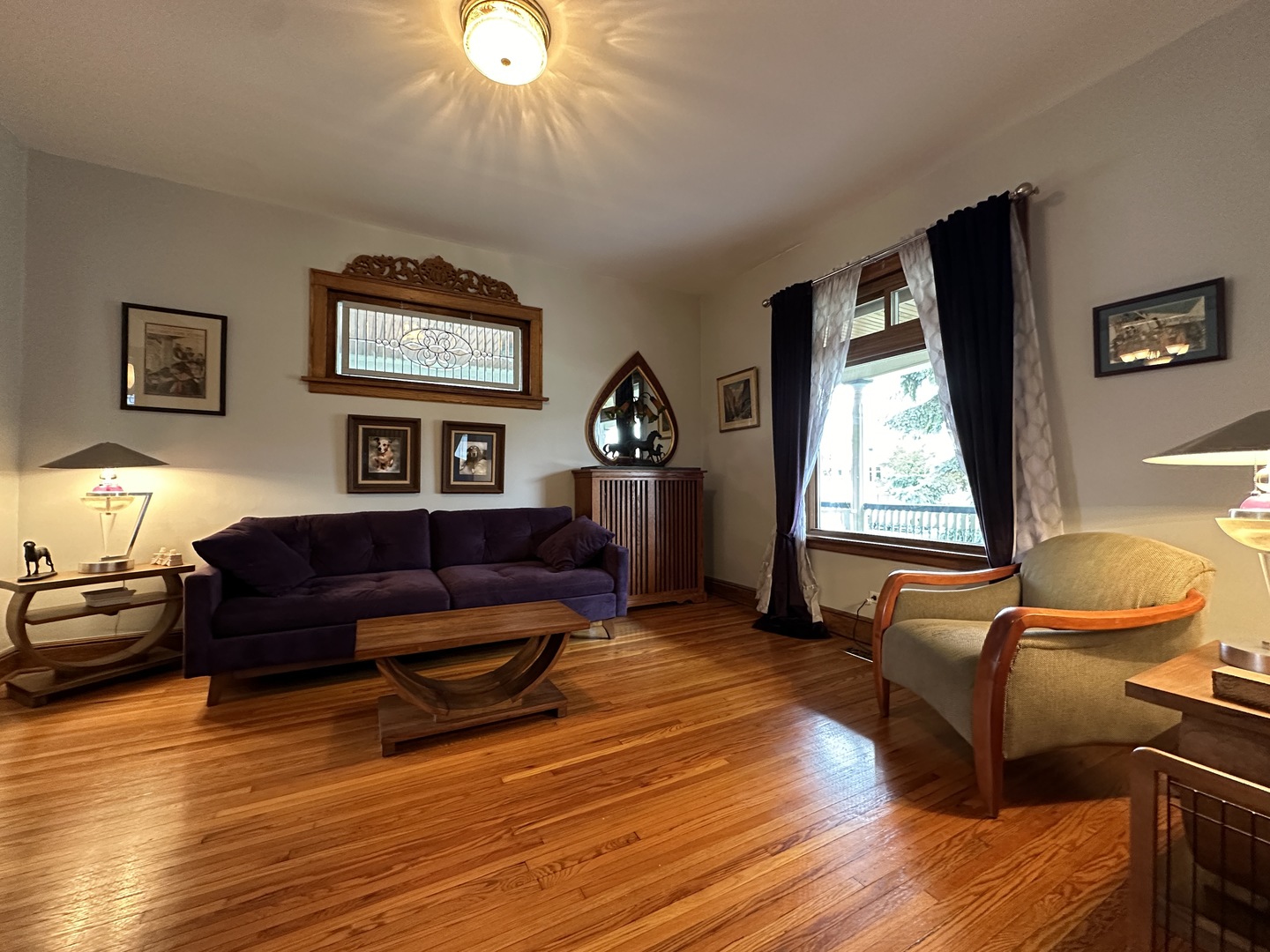 4024 W Waveland Avenue