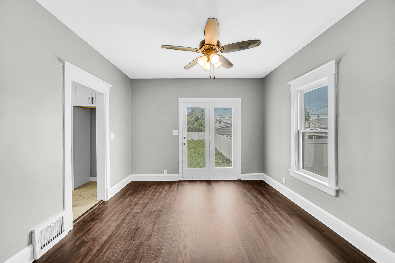 241 N Fulton Avenue