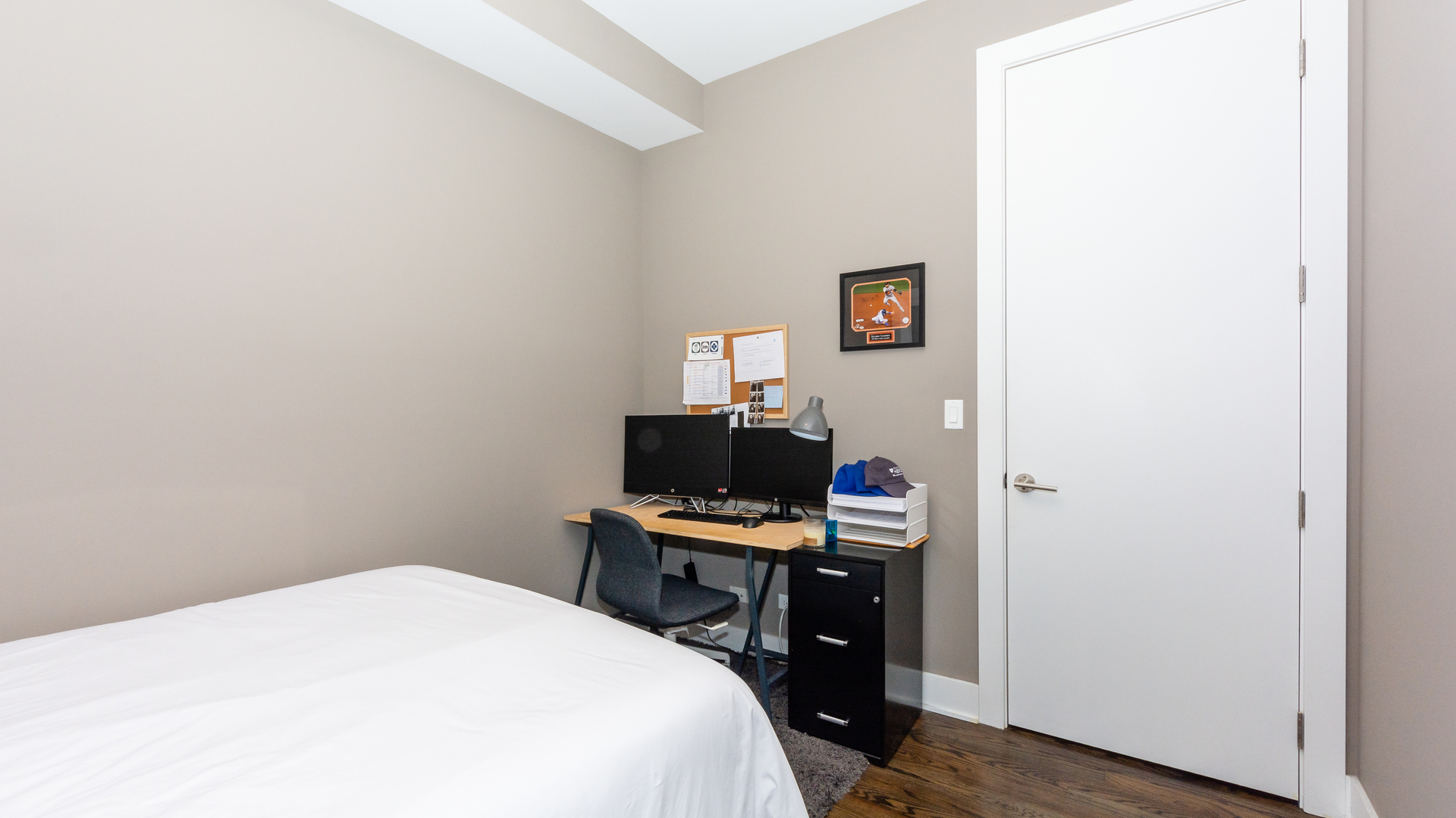 925 N Hermitage Avenue Unit: 2