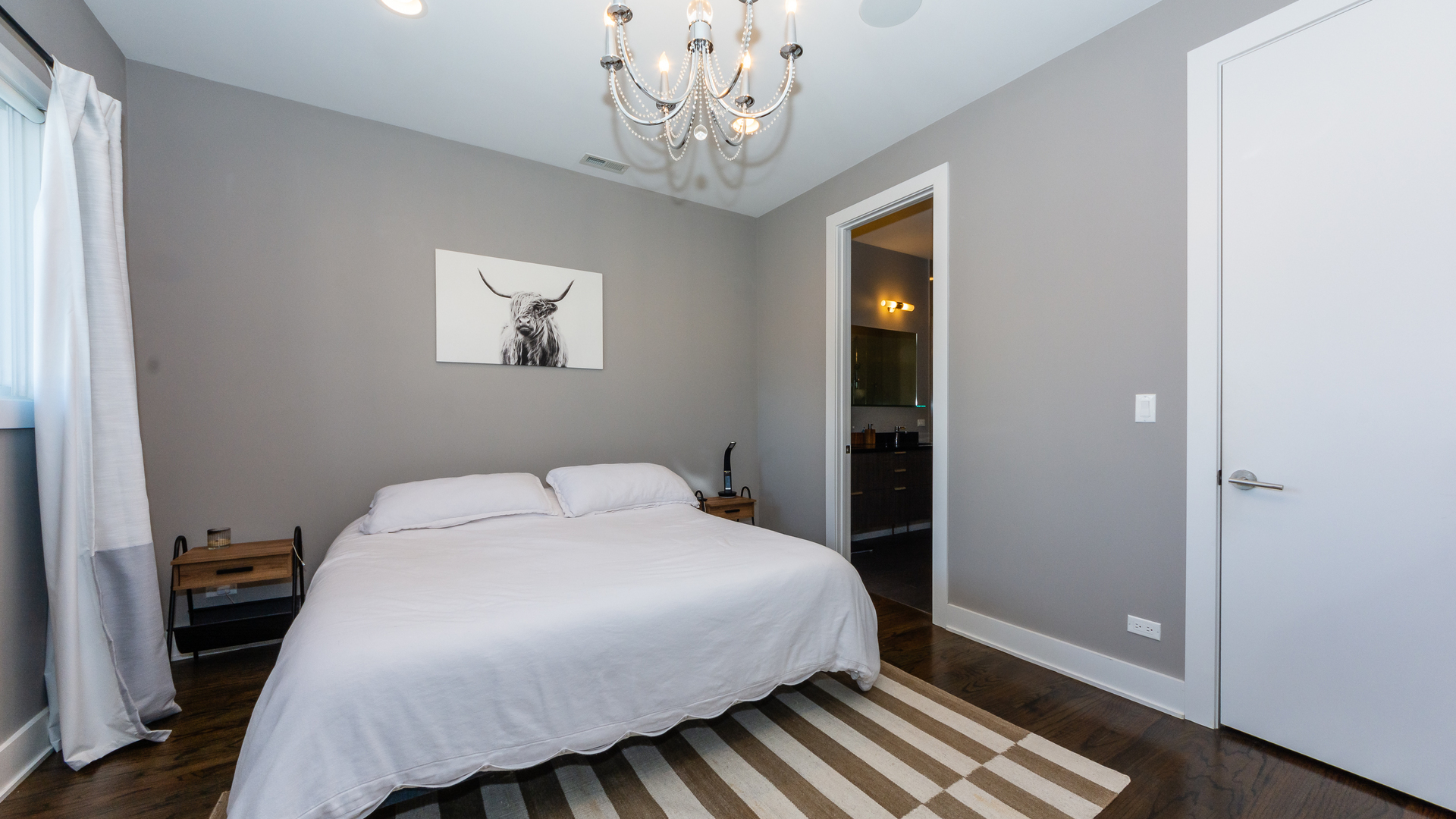 925 N Hermitage Avenue Unit: 2