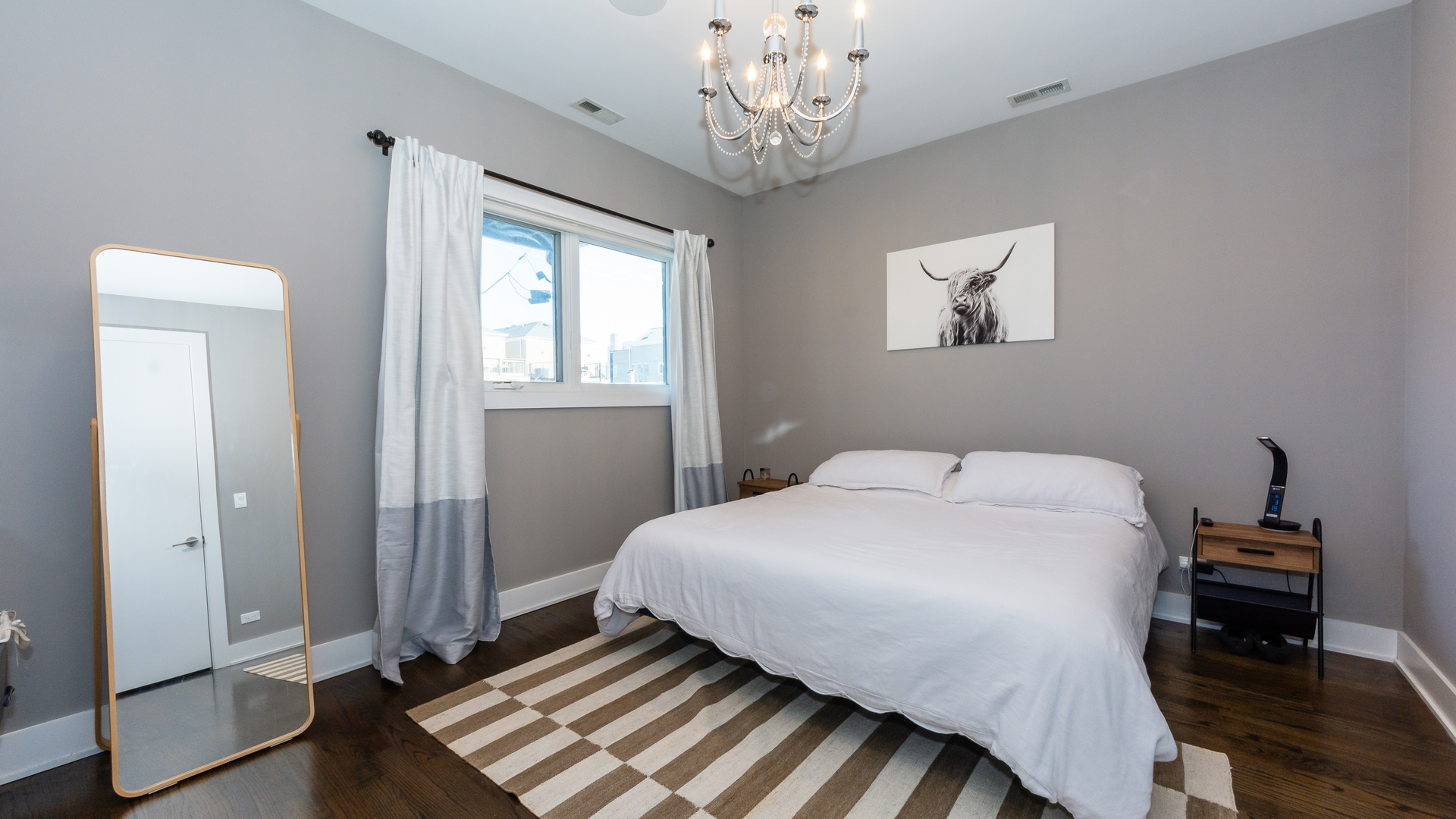 925 N Hermitage Avenue Unit: 2