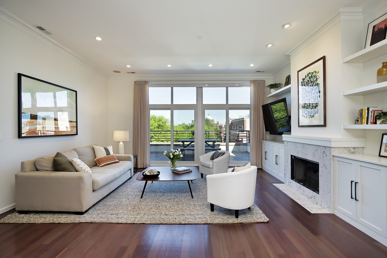 1872 N Damen Avenue Unit: PH