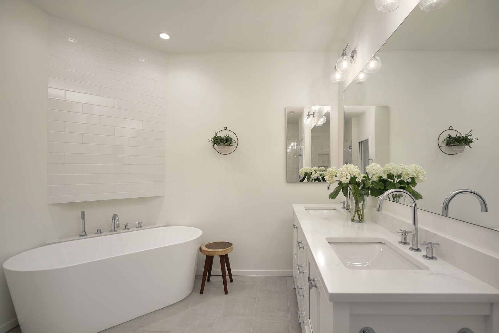 1872 N Damen Avenue Unit: PH