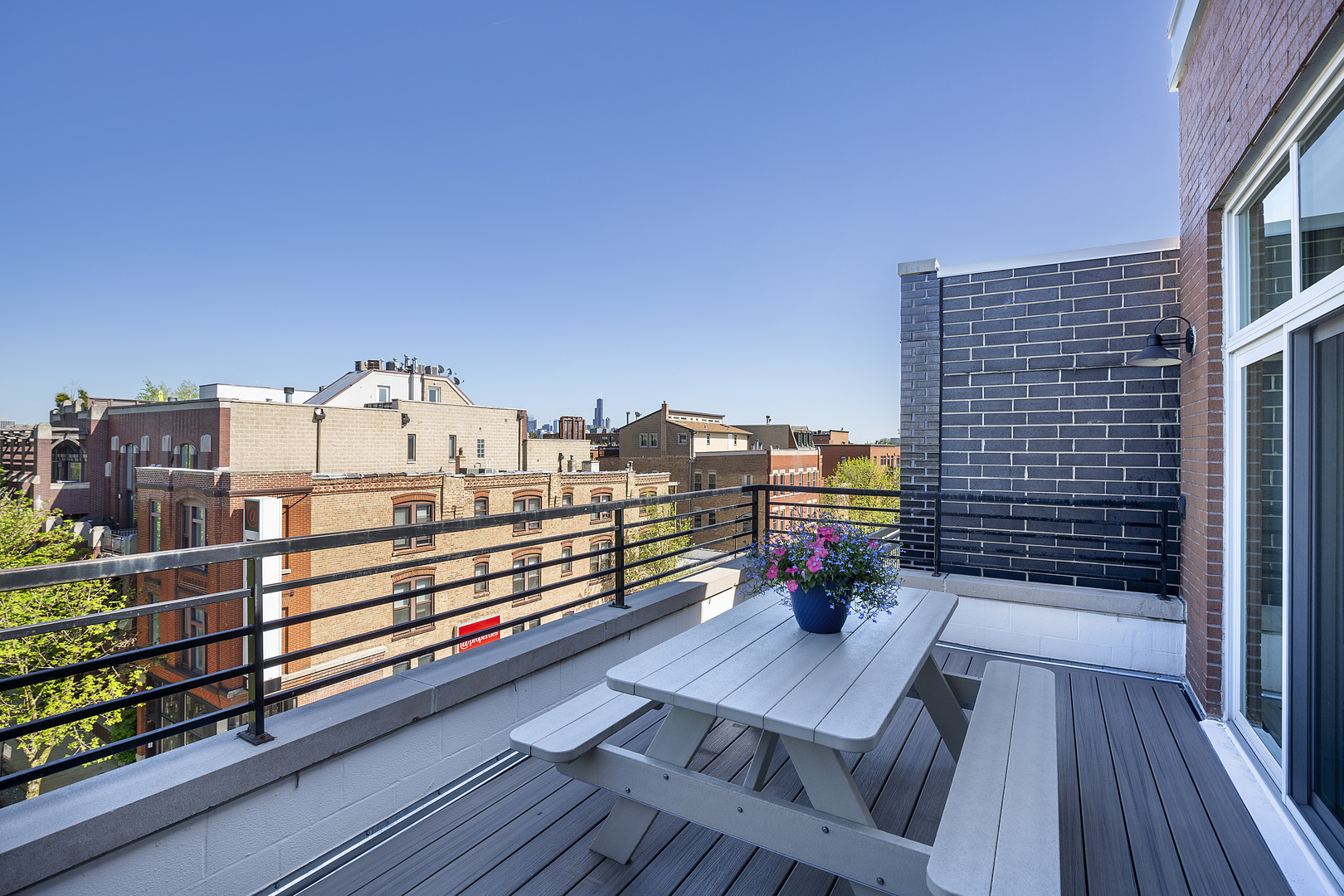 1872 N Damen Avenue Unit: PH