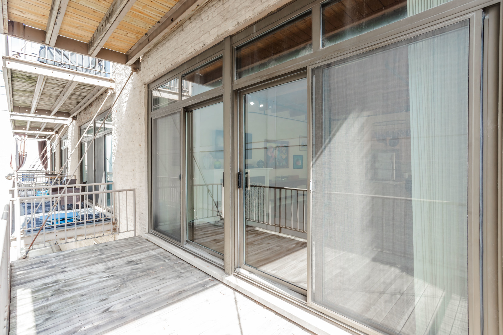 14 N Sangamon Street Unit: 206