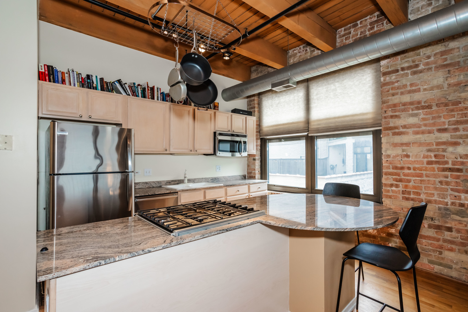 14 N Sangamon Street Unit: 206