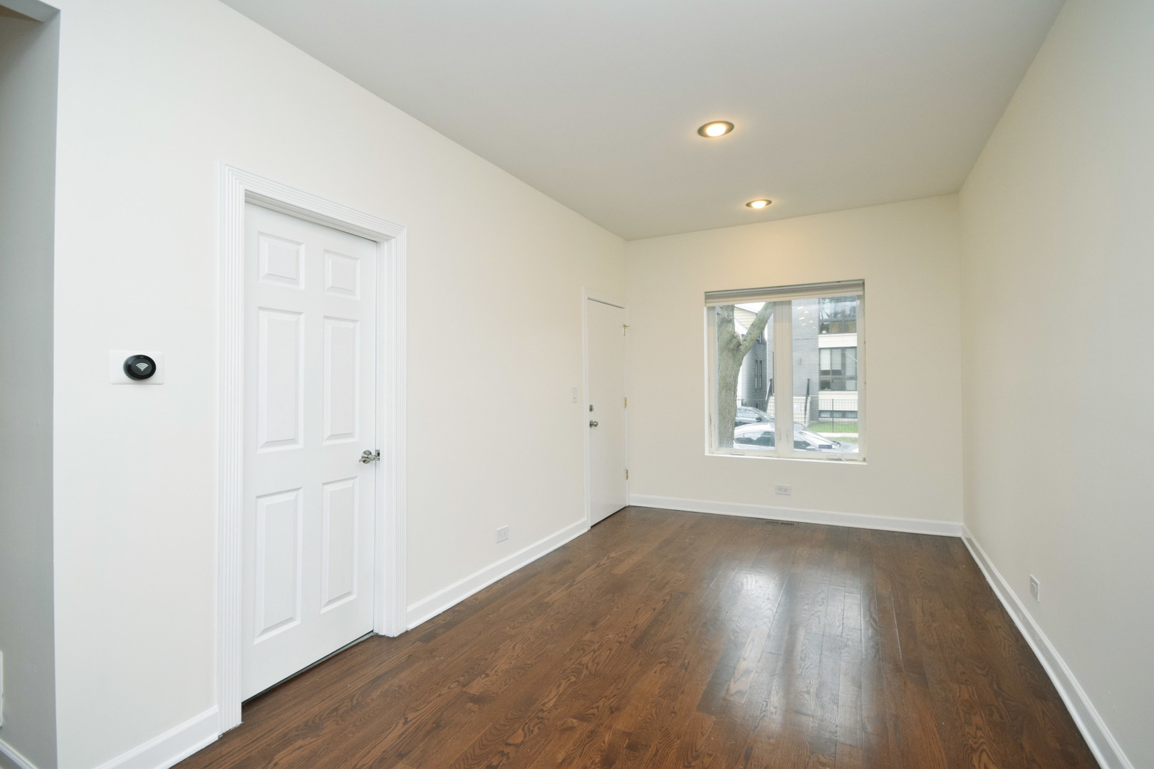 2702 N Artesian Avenue Unit: 1
