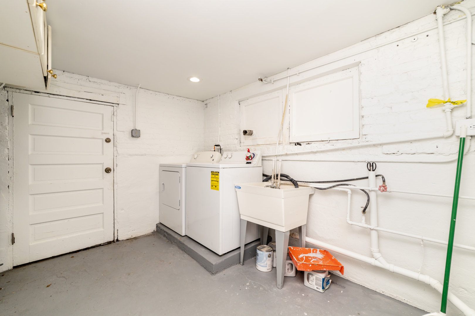 2630 N Fairfield Avenue Unit: 1F