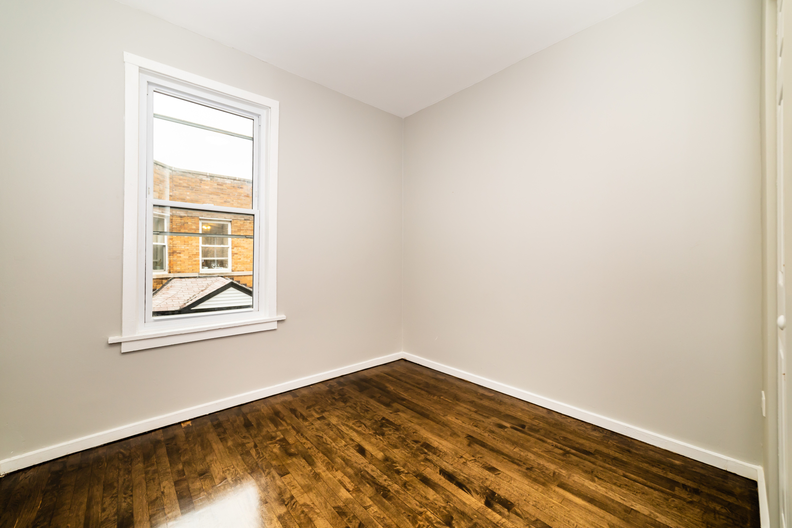 2630 N Fairfield Avenue Unit: 1F