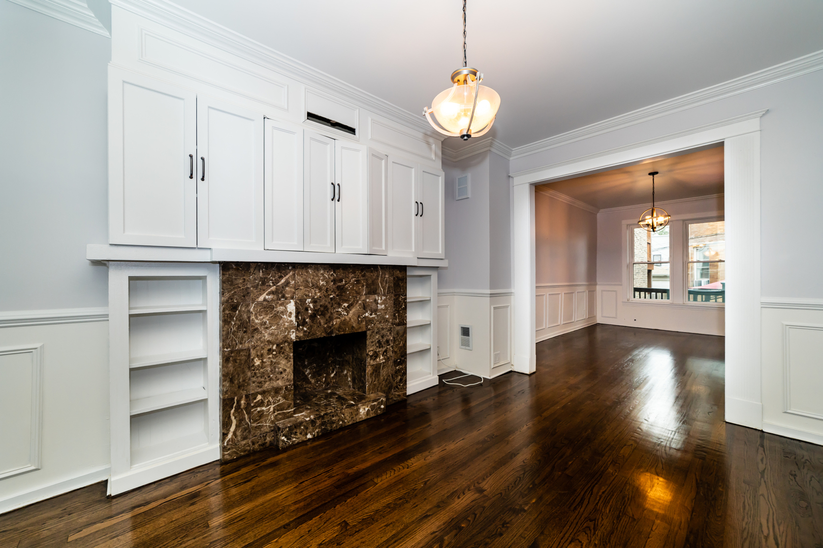 2630 N Fairfield Avenue Unit: 1F