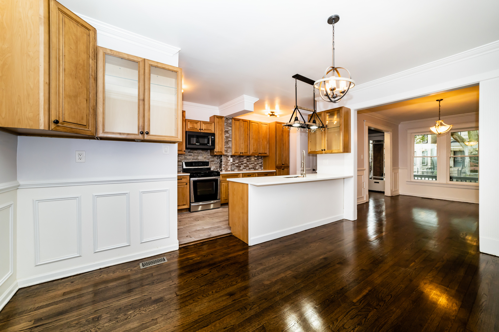 2630 N Fairfield Avenue Unit: 1F