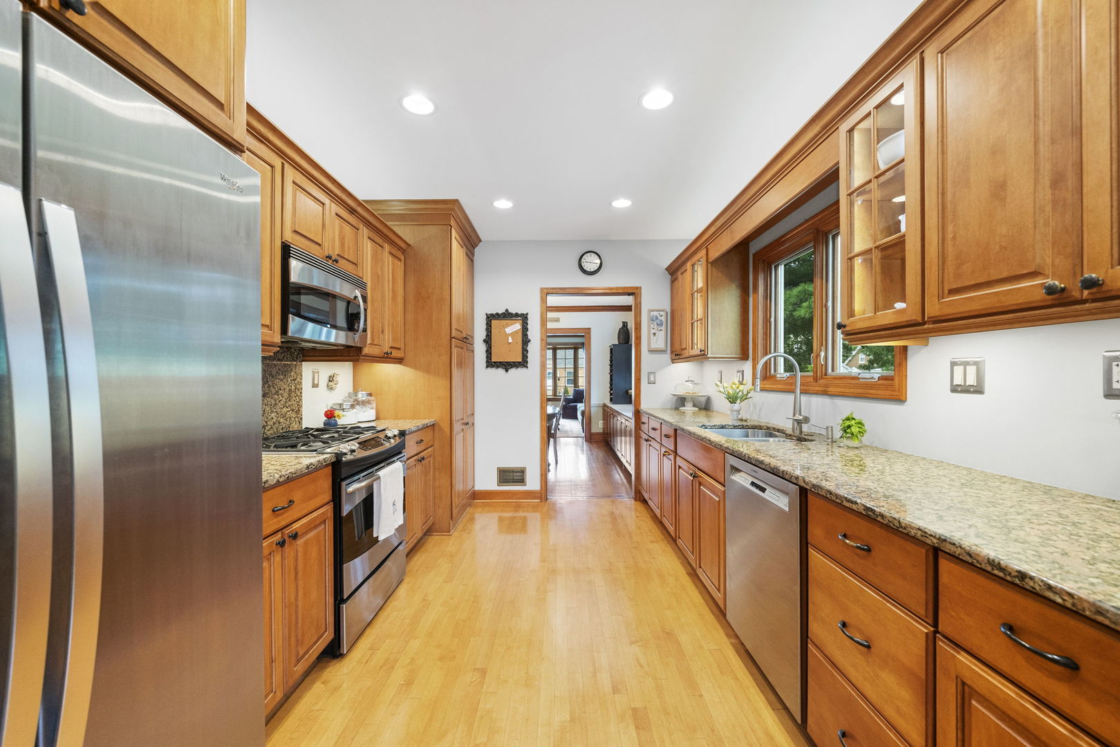 1313 Van Buren Avenue