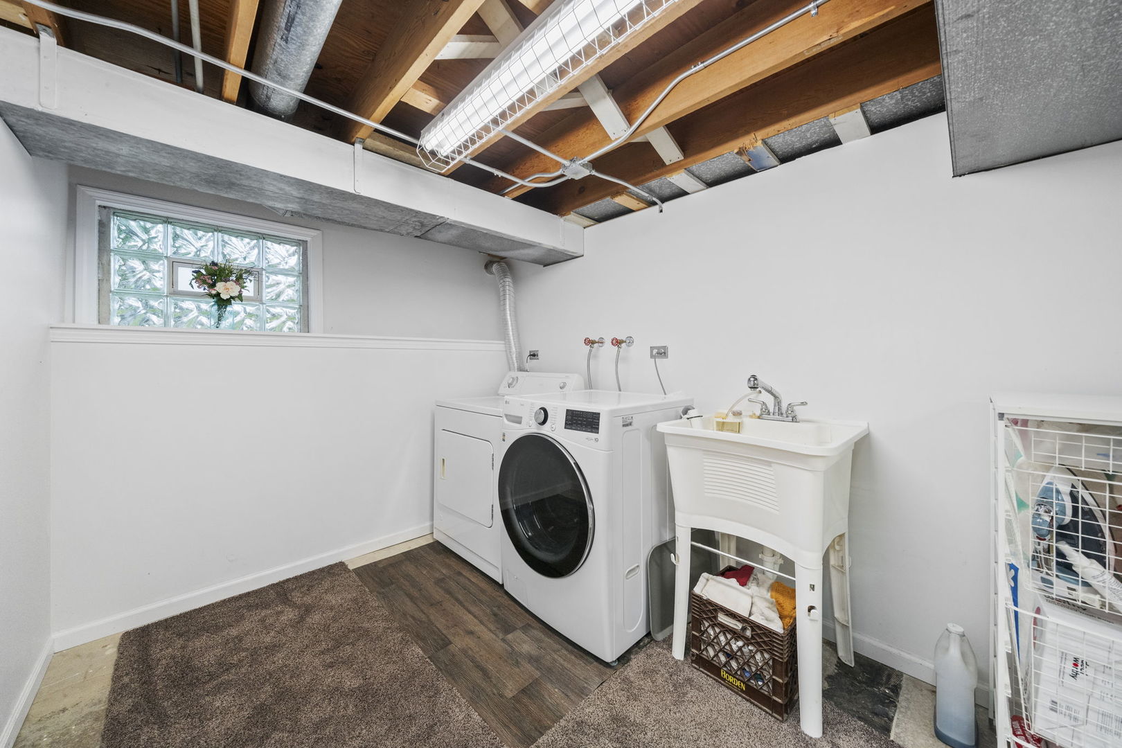 1313 Van Buren Avenue