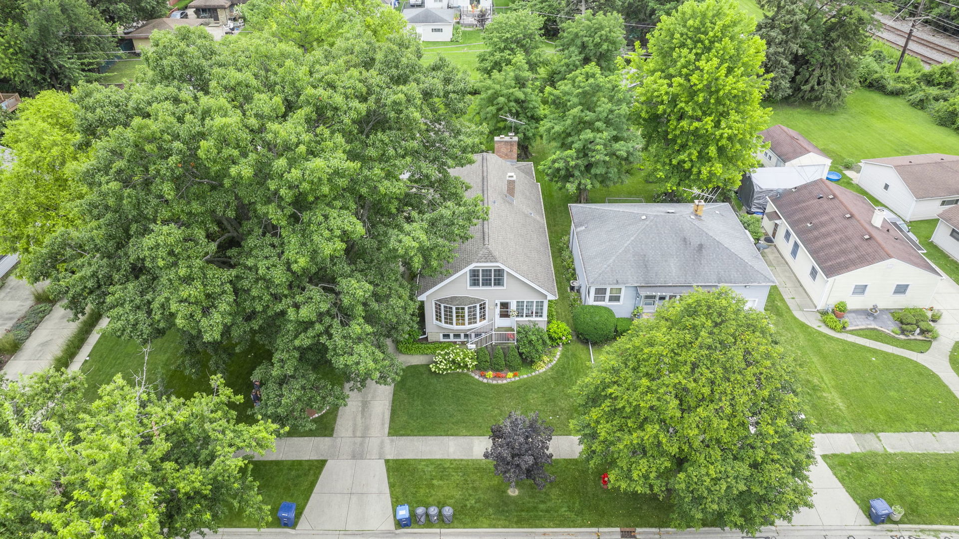 1313 Van Buren Avenue
