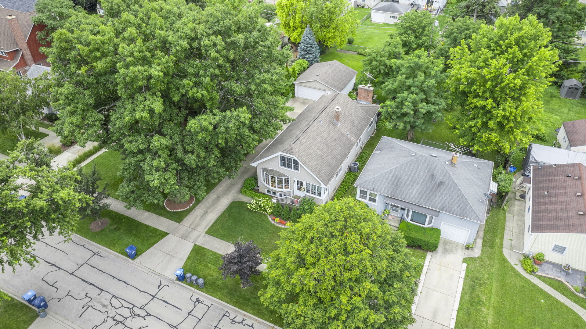 1313 Van Buren Avenue