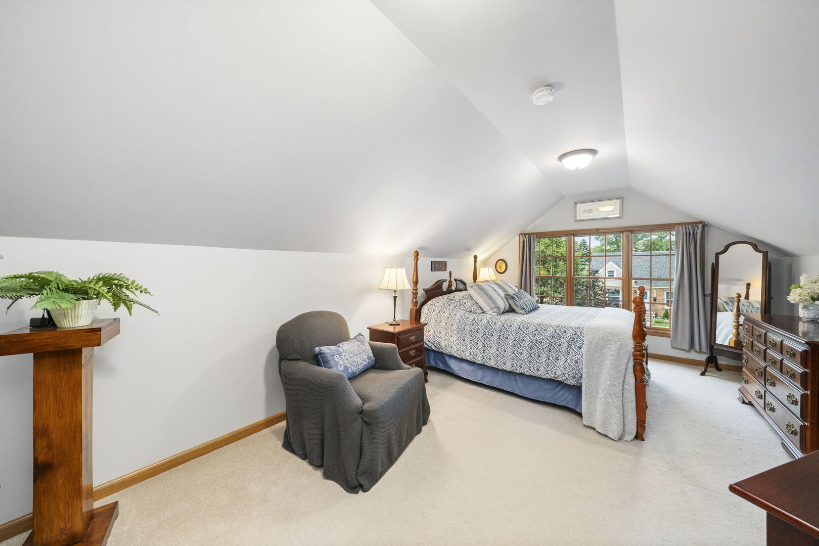 1313 Van Buren Avenue